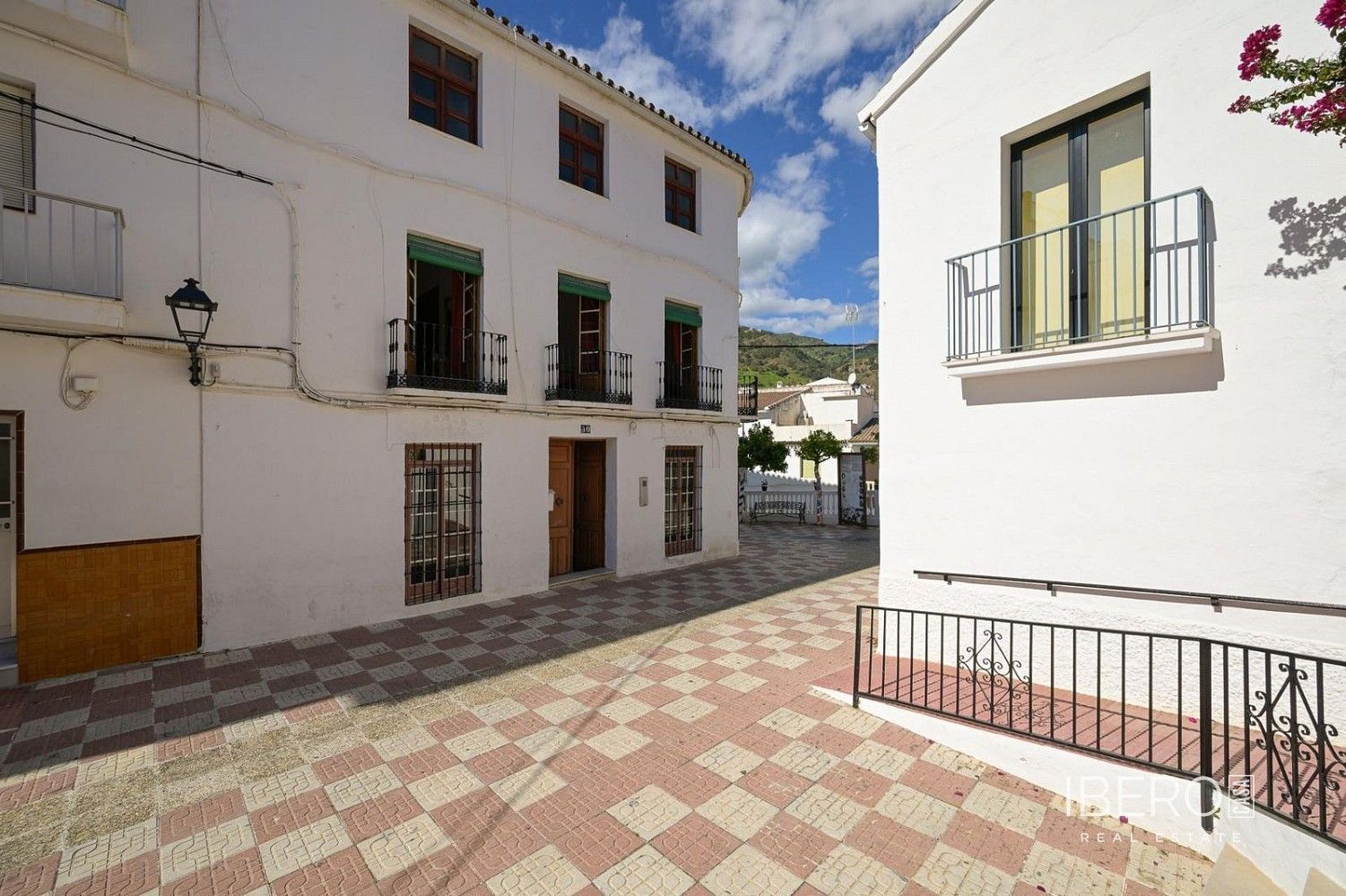 Prodej rodinný dům - Tolox, ES, 180 m² - 2