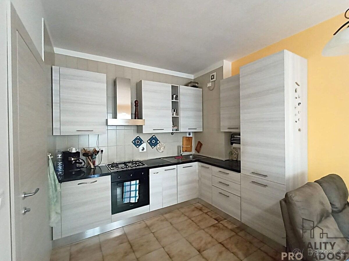 Byty, 987 66, Zahraničí - 2