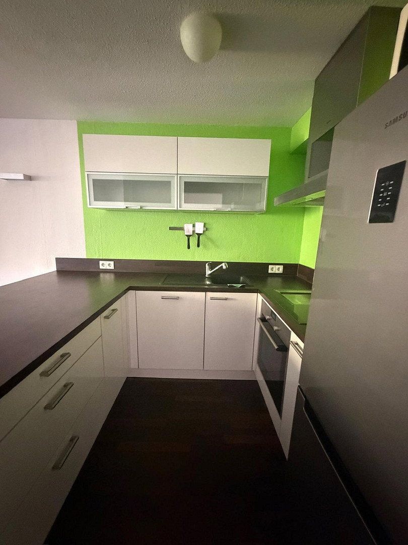 Prodej byt 2+kk - , Bádensko-Württembersko, 65 m² - 5