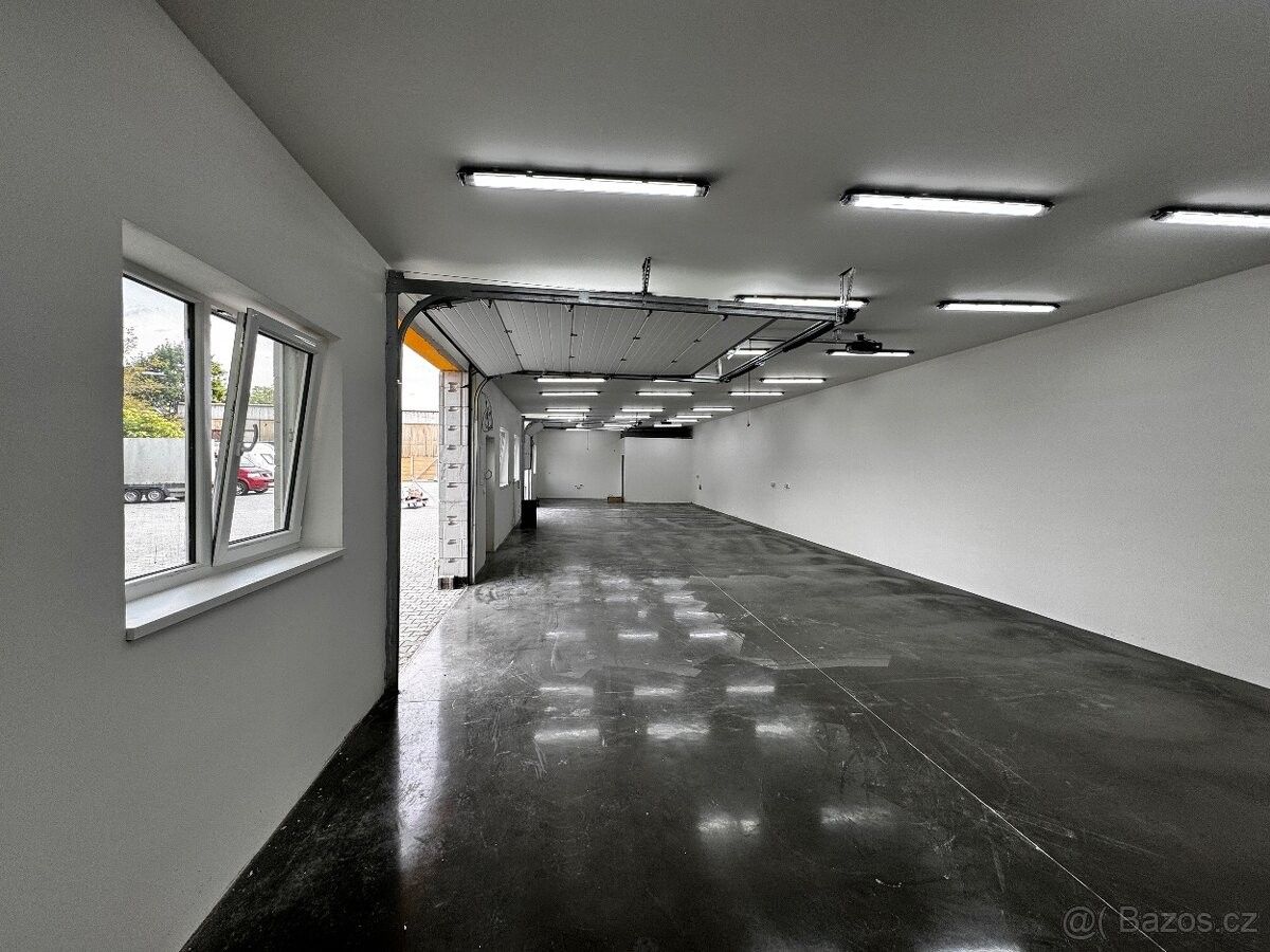 Sklady, Ivančice, 664 91, 180 m²