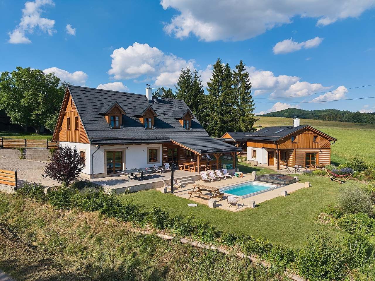 Chaty, Mladějov - Mladějov v Čechách, Královéhradecký kraj