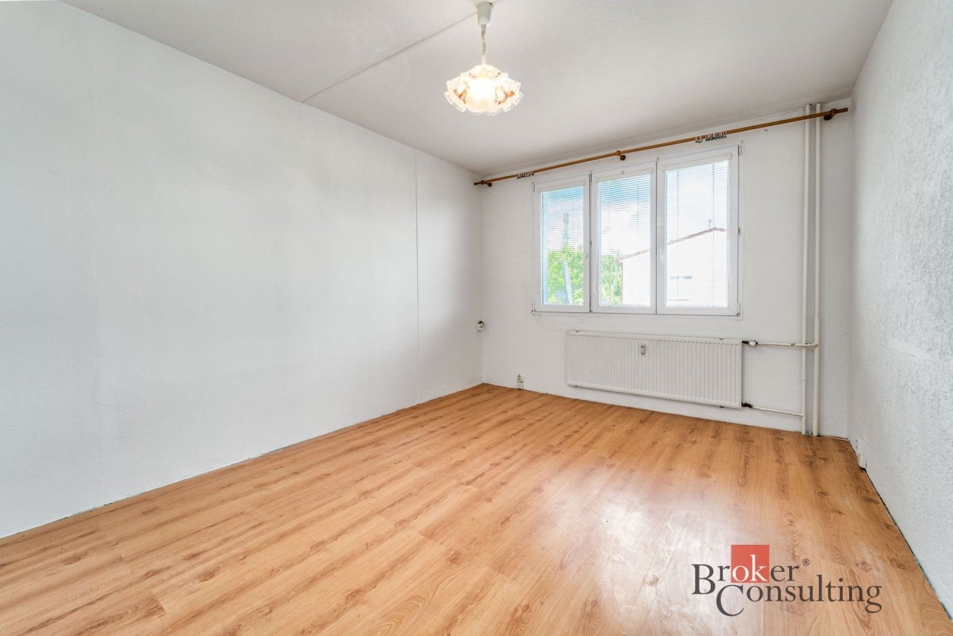 Byt 2+1 · 58 m² · Fučíkova  , Planá - 4