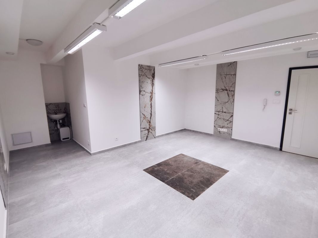 Ostatní, Hrádecká 493, Sušice II, 24 m² - 2