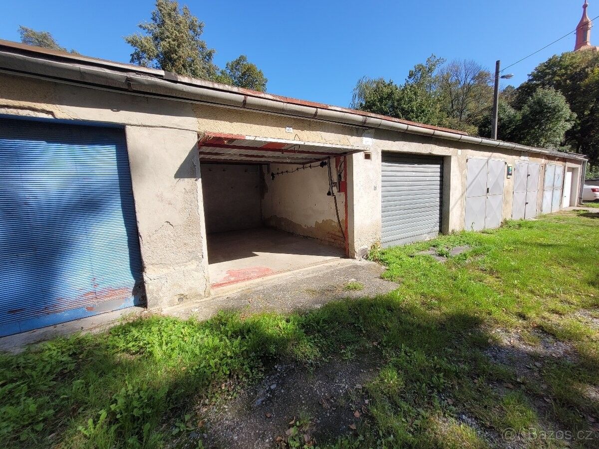 Garáže, Ostrava, 708 00