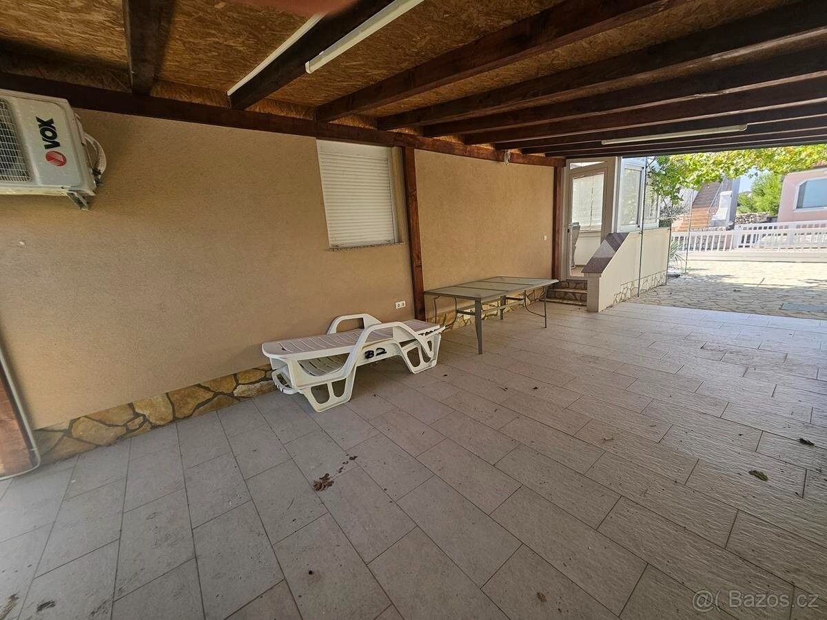 Prodej rodinný dům - 987 66, Zahraničí - 5