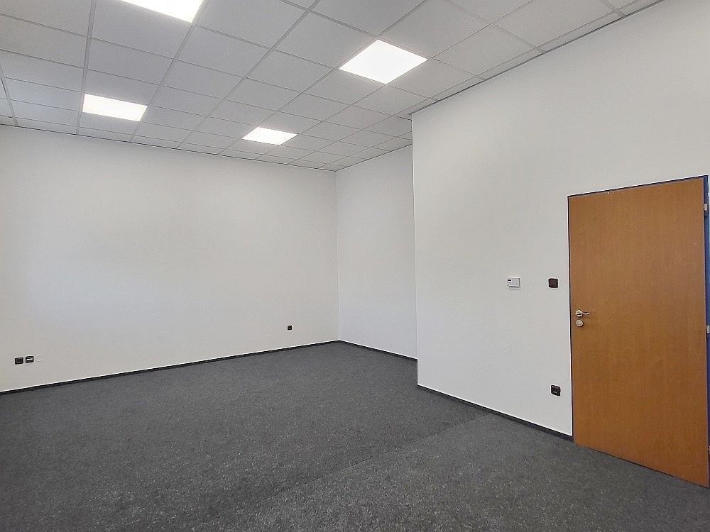 Pronájem kancelář - Brno, 619 00