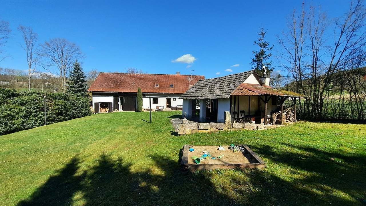 Chaty, Rovensko pod Troskami - Křečovice pod Troskami, Liberecký kraj - 2