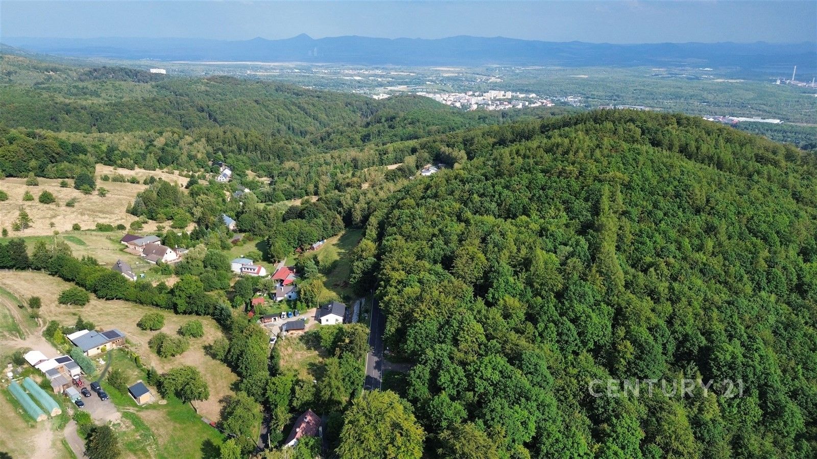 Prodej pozemek pro bydlení - Litvínov - 2