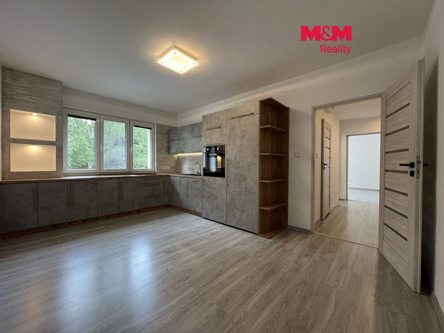 3+kk, tř. Těreškovové, Karviná, 56 m² - 1