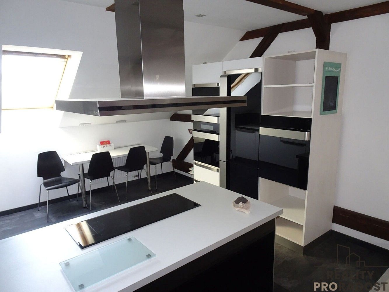 Obchodní prostory · 250 m² · Pichlova, Pardubice - Zelené Předměstí - 3