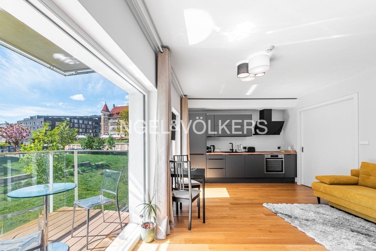 1+kk, Kobrova, Praha, 45 m²