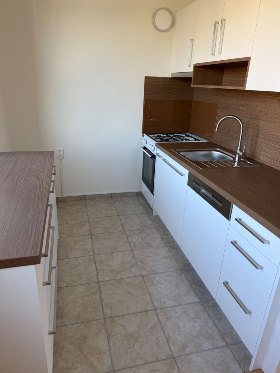 Pronájem byt 4+1 - Hrusická, Praha - Záběhlice, 72 m² - 2