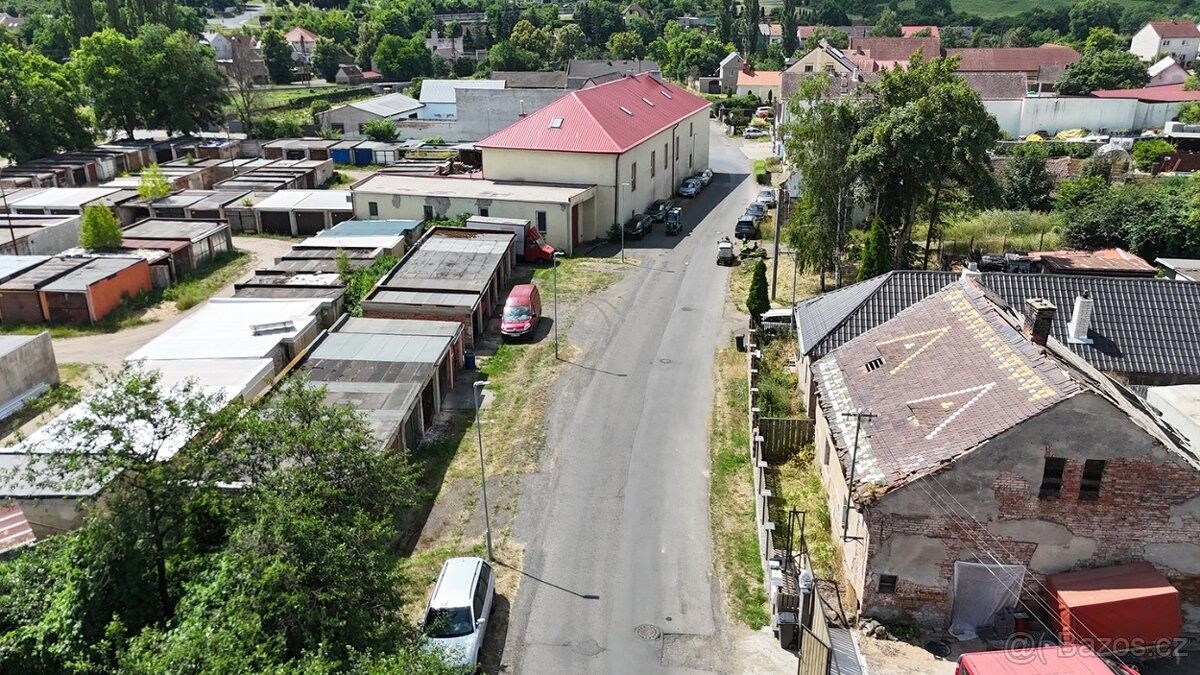 Prodej garáž - Obrnice, 435 21