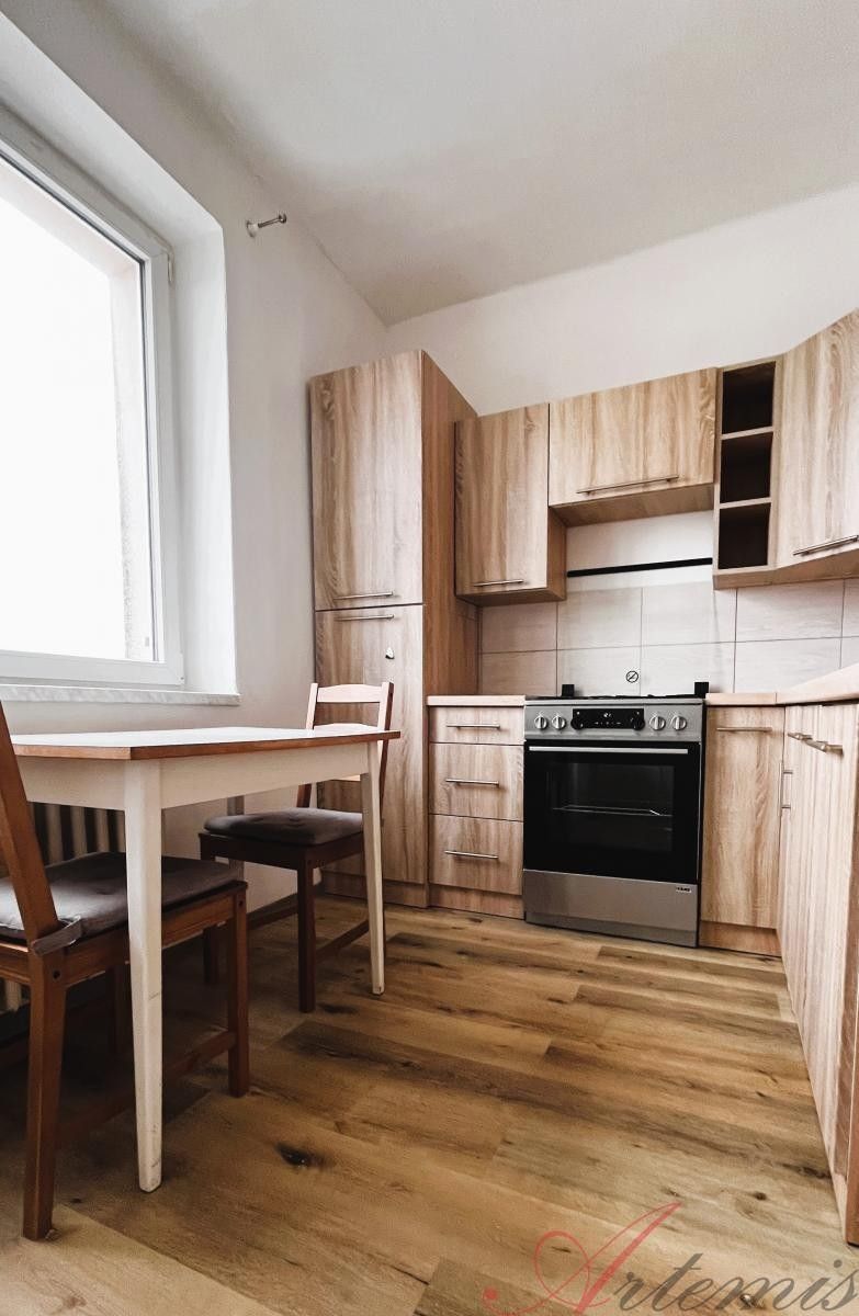 Pronájem byt 3+1 - Ukrajinská, Ostrava, 62 m²