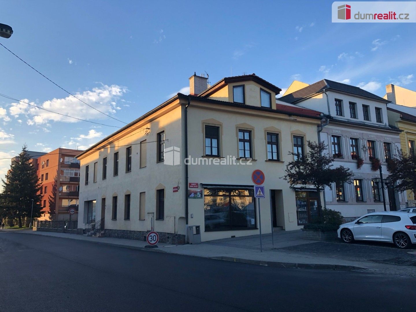 Kanceláře, náměstí Jana Zajíce, Vítkov, 31 m²