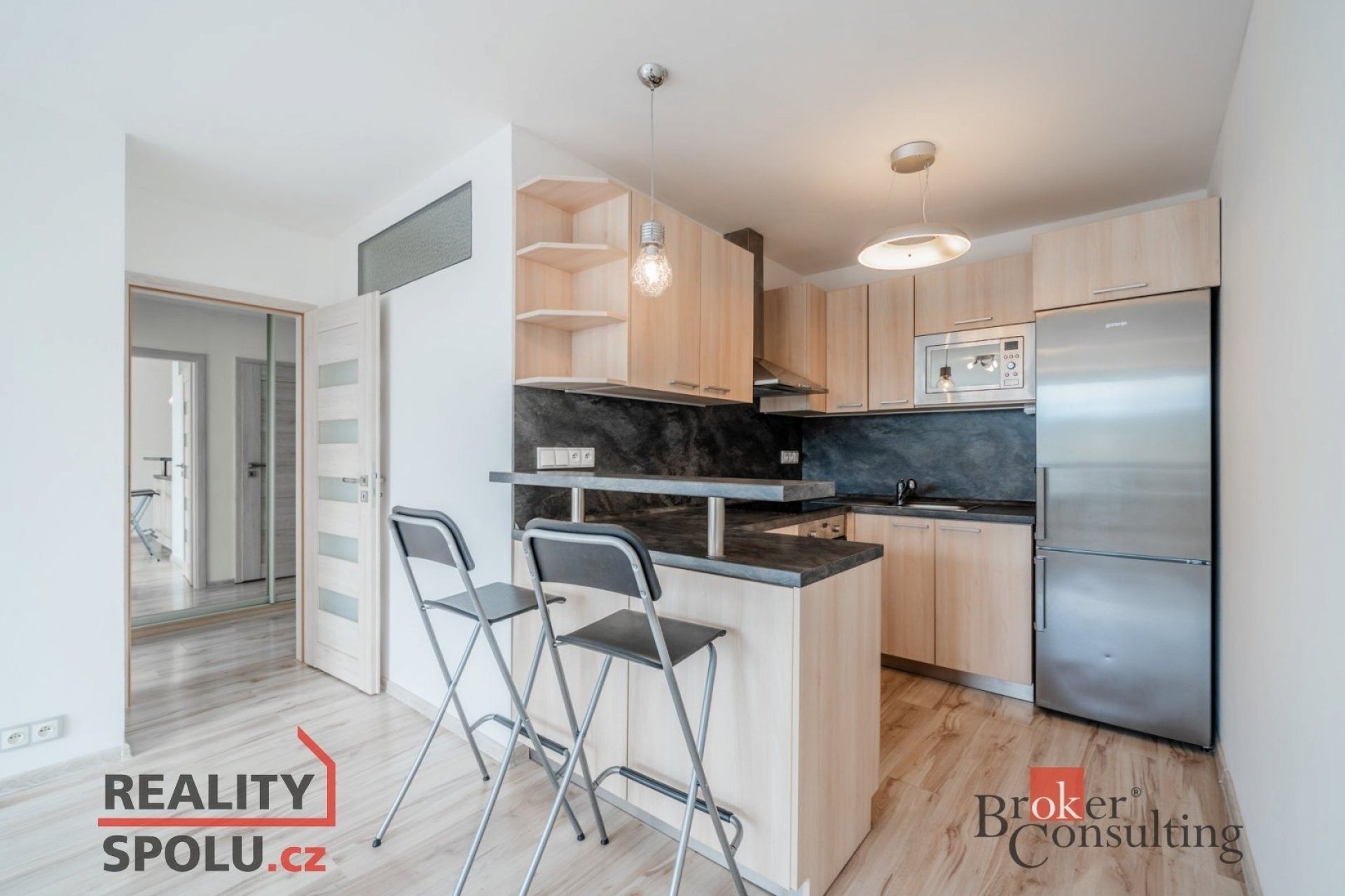 Pronájem byt 2+kk - Tobrucká, Praha, 51 m²