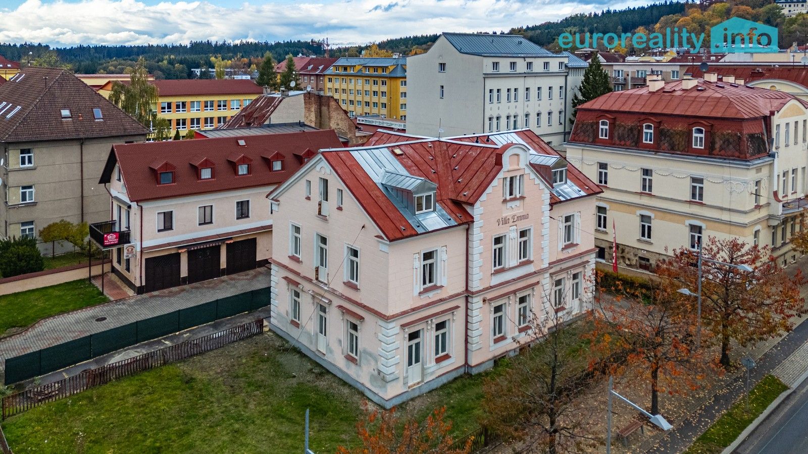 3+kk, Hlavní třída, Mariánské Lázně, 69 m²