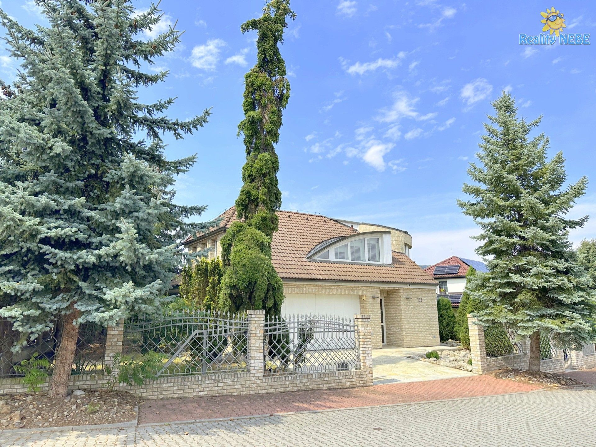 Prodej vila - U zahrádek, Praha, 427 m²