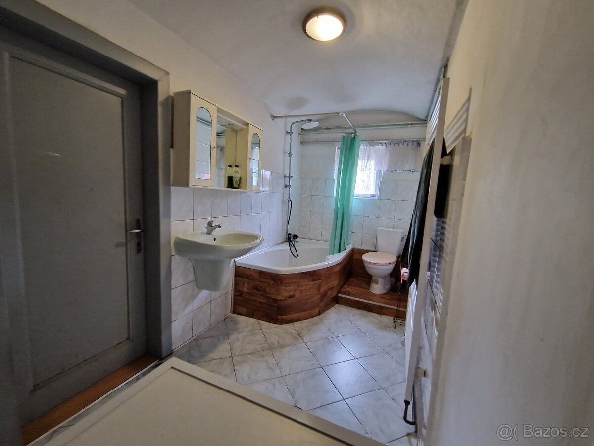 Rodinný dům · Hnojník, 739 53 - 3