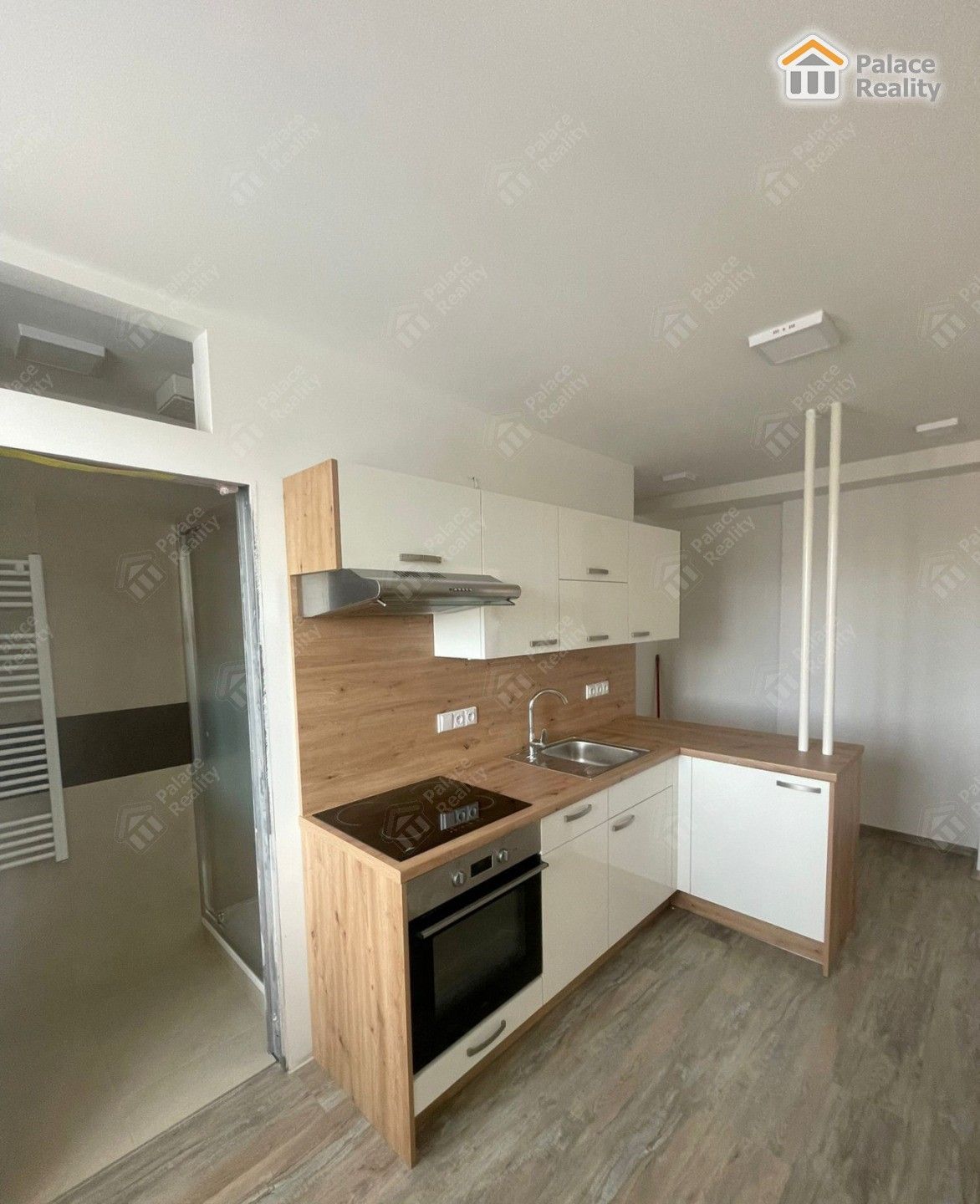 2+1, třída SNP, Hradec Králové, 53 m²