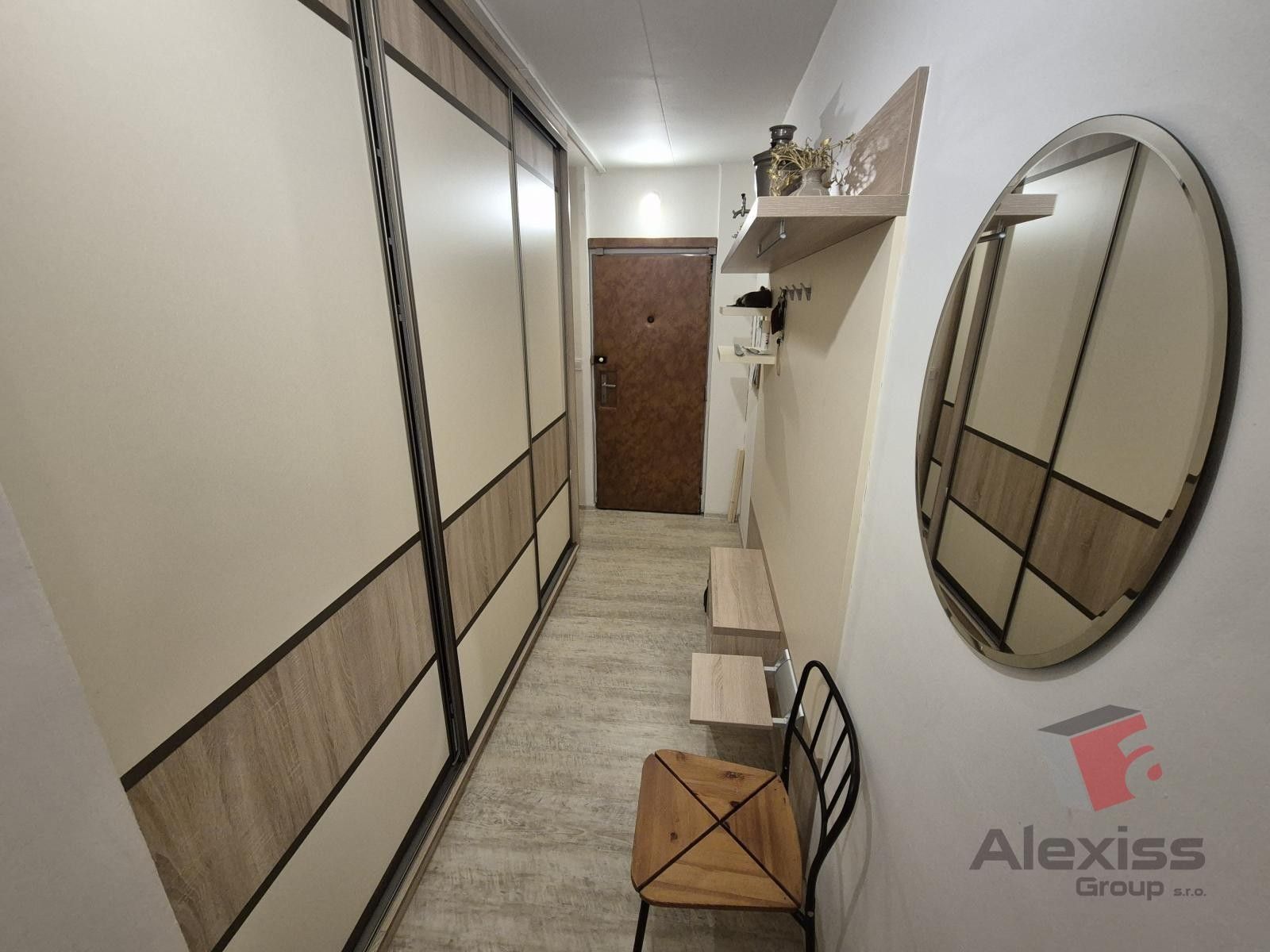 3+kk, Machkova, Praha, 95 m²