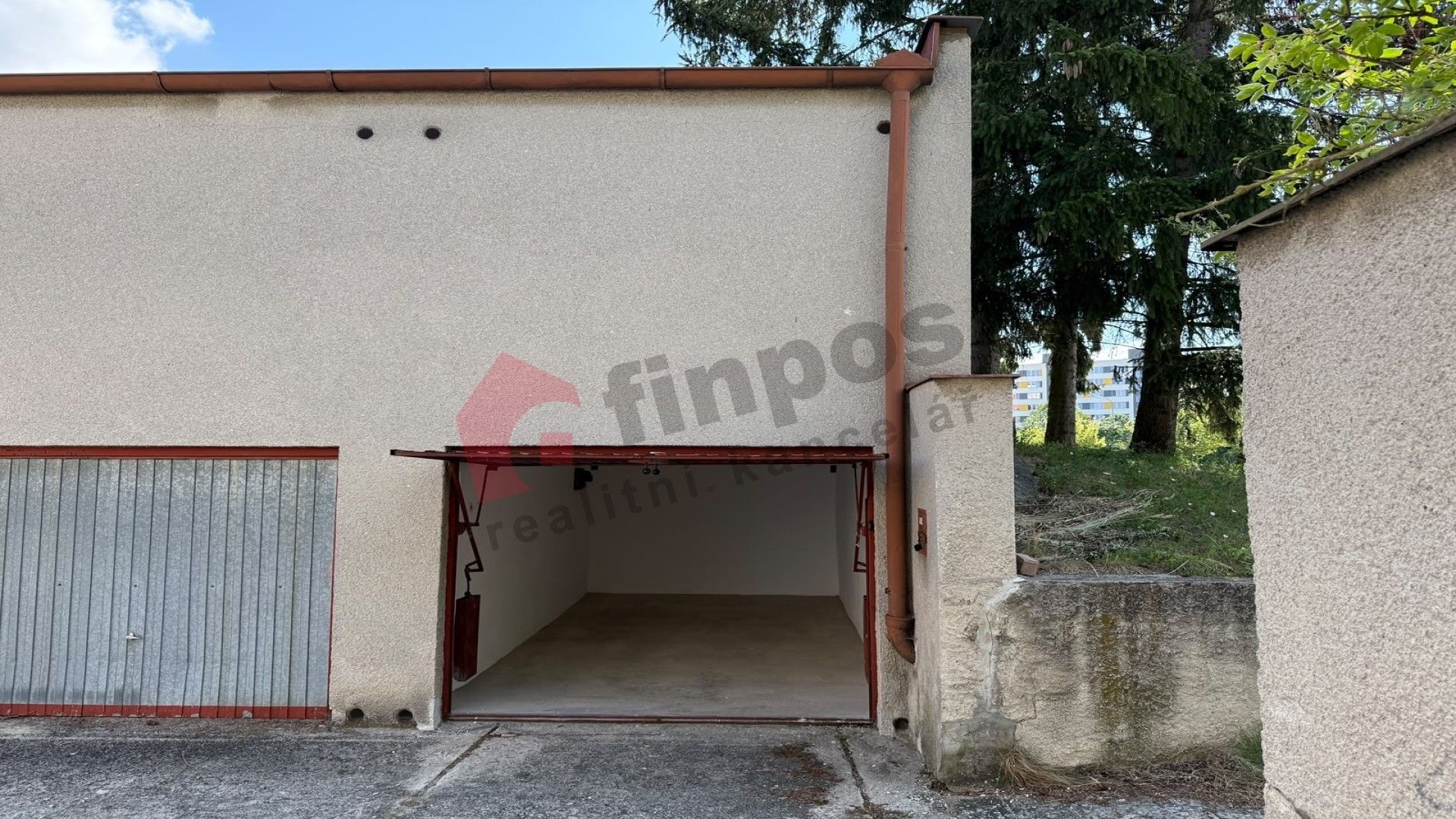 Garáž · 16 m² · Tábor - 4