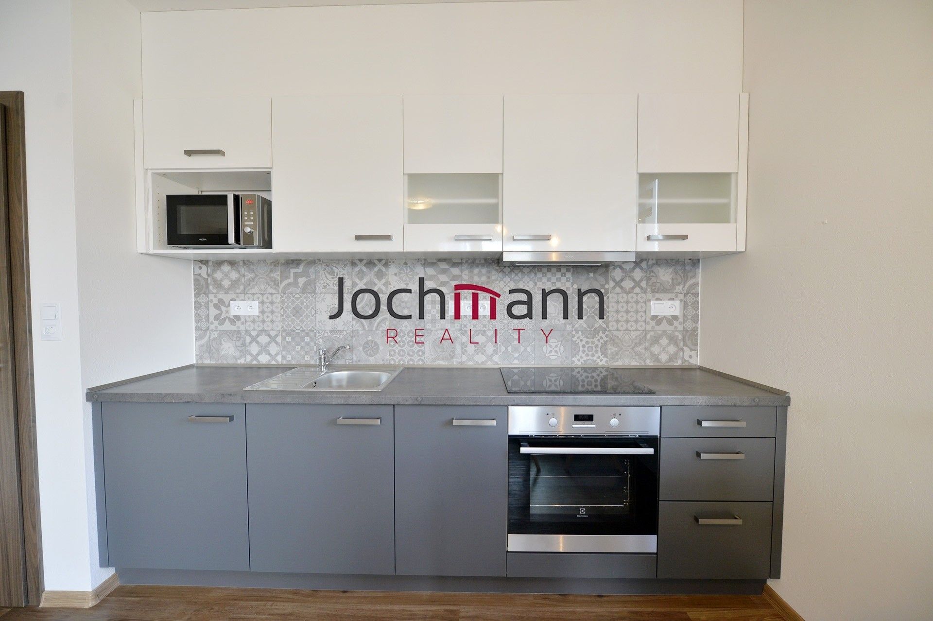 Pronájem byt 1+kk - B. Smetany, České Budějovice, 38 m²