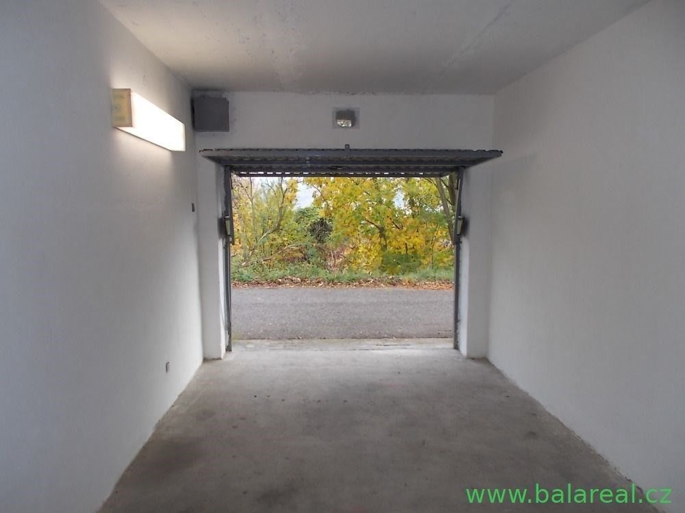 Garáže, Kárníkova, Brno, 20 m²