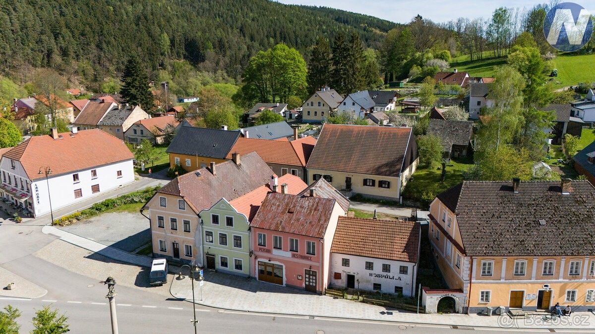 Rodinné domy, Rožmberk nad Vltavou, 382 18