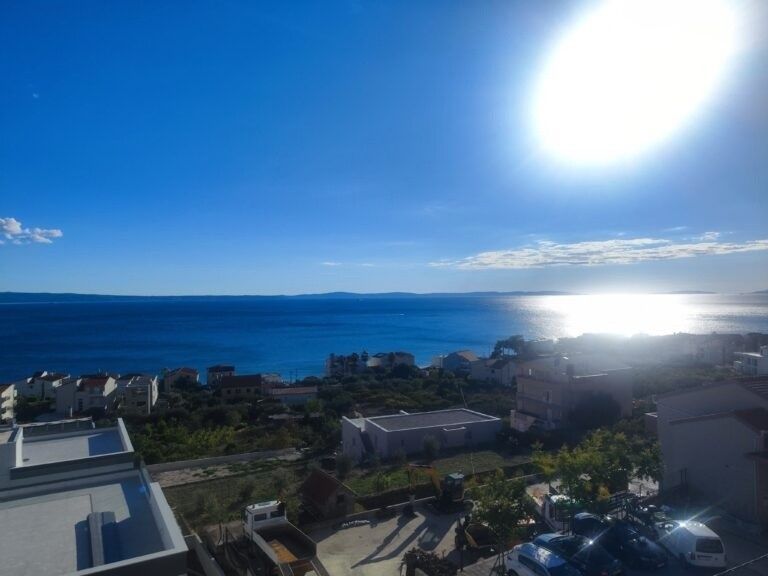 Prodej byt - 987 66, Zahraničí