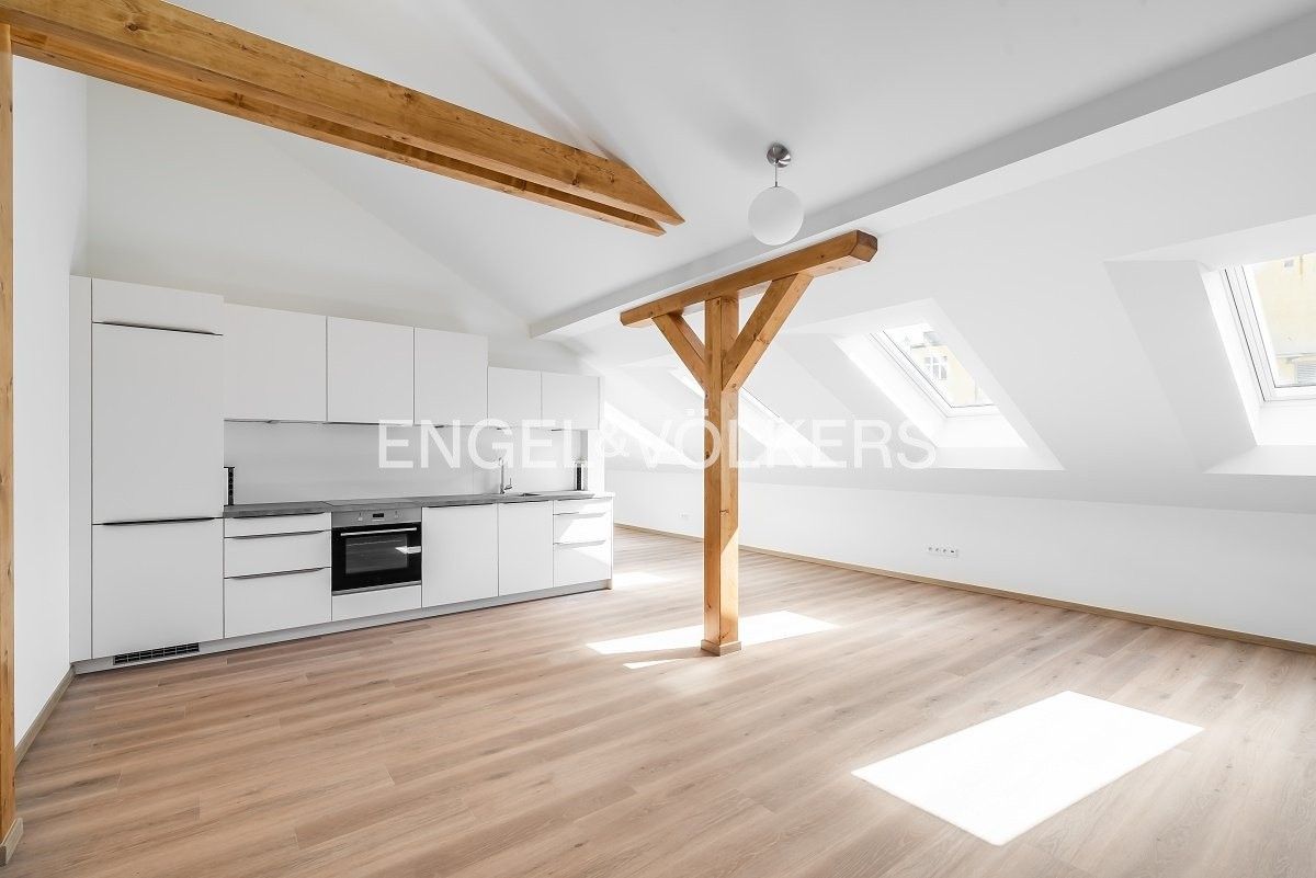 3+kk, Václavské náměstí, Praha, 91 m²