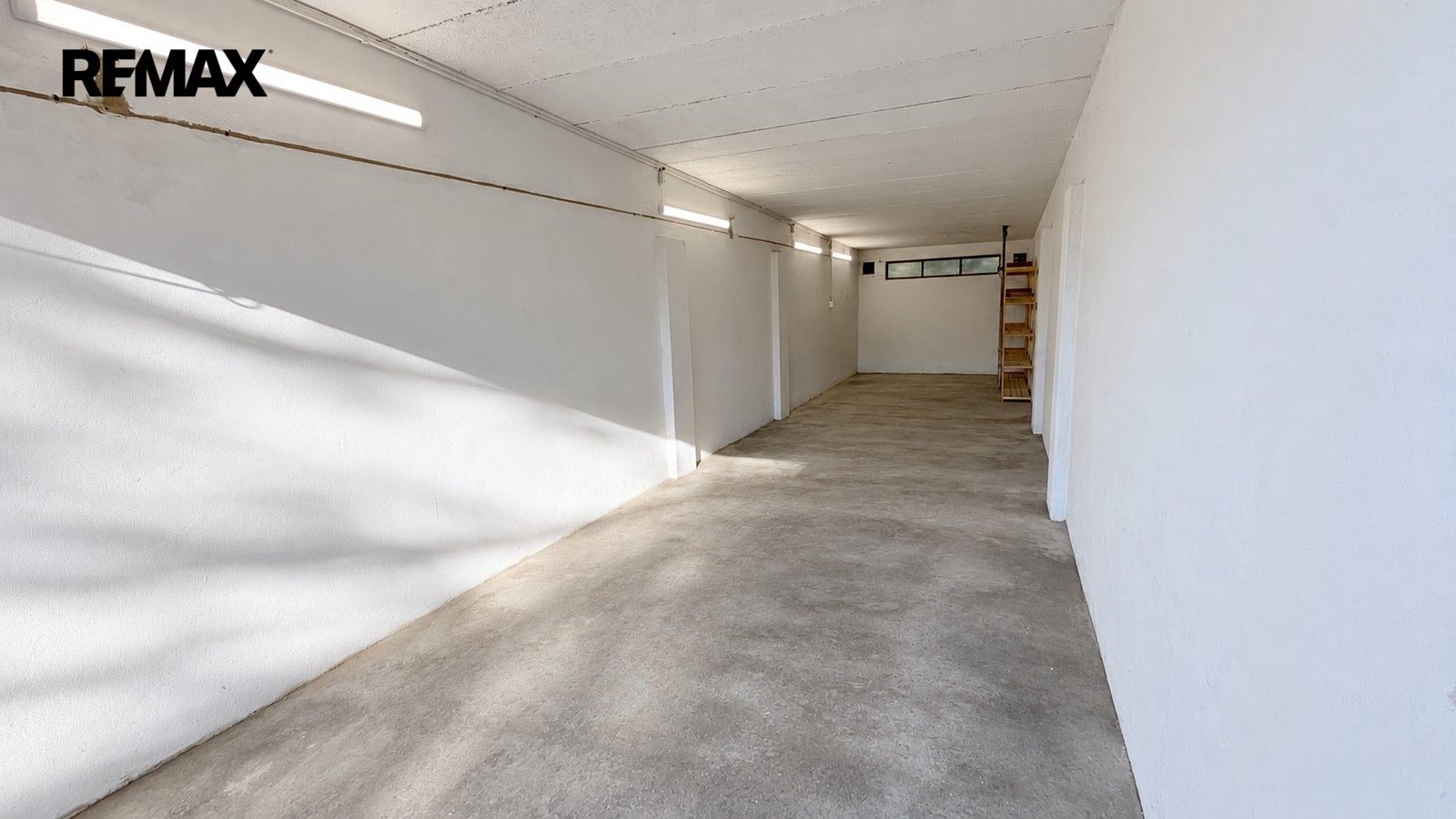 Garáž · 29 m² · Praha - 3