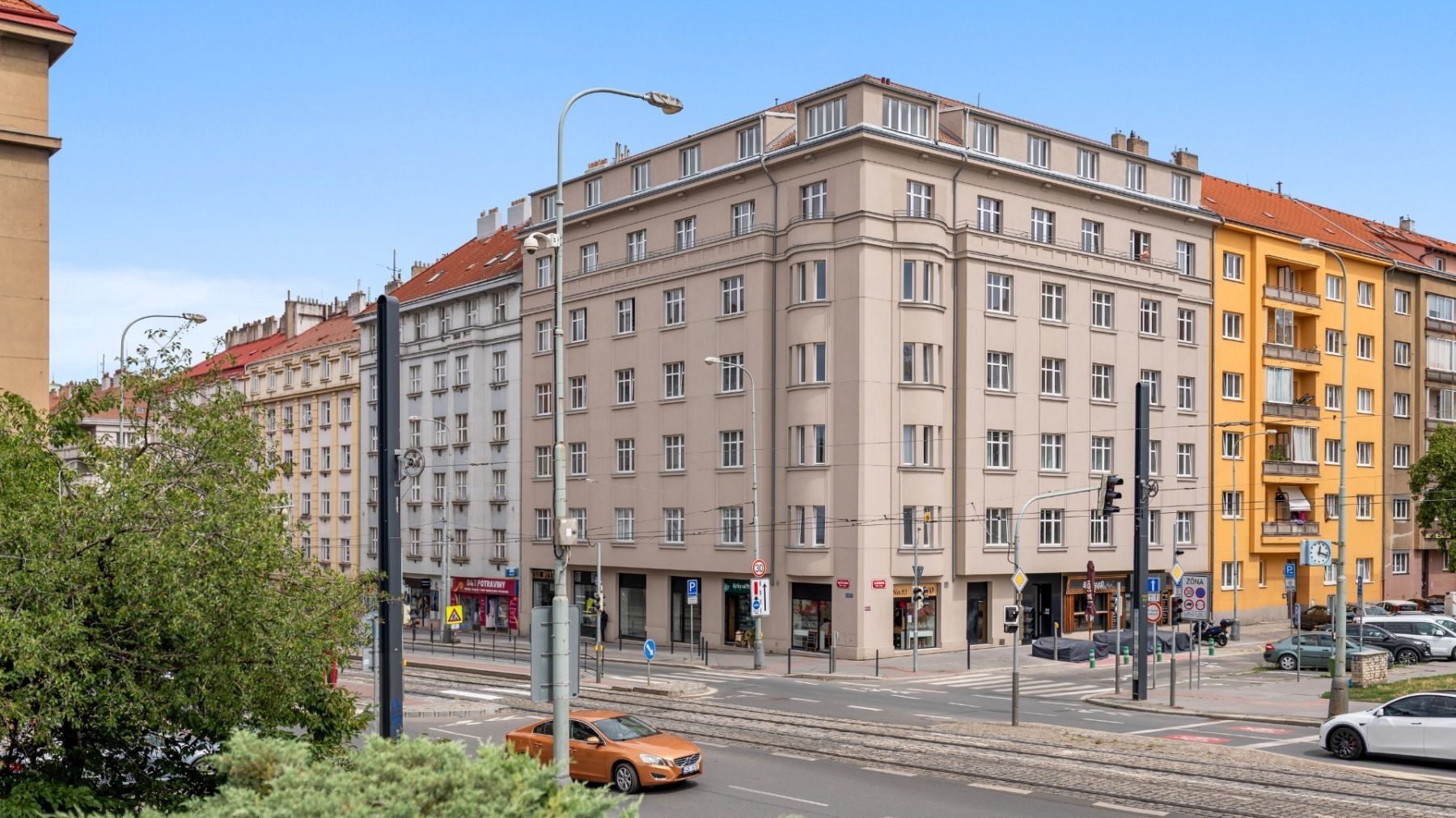 2+kk, Jeseniova, Praha - Žižkov, 58 m² - 1