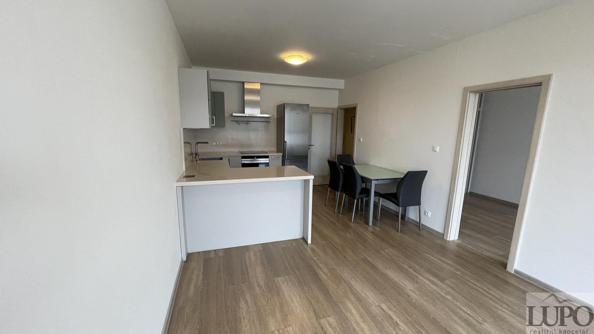 2+kk, Soukalova, Praha, 55 m² - 2