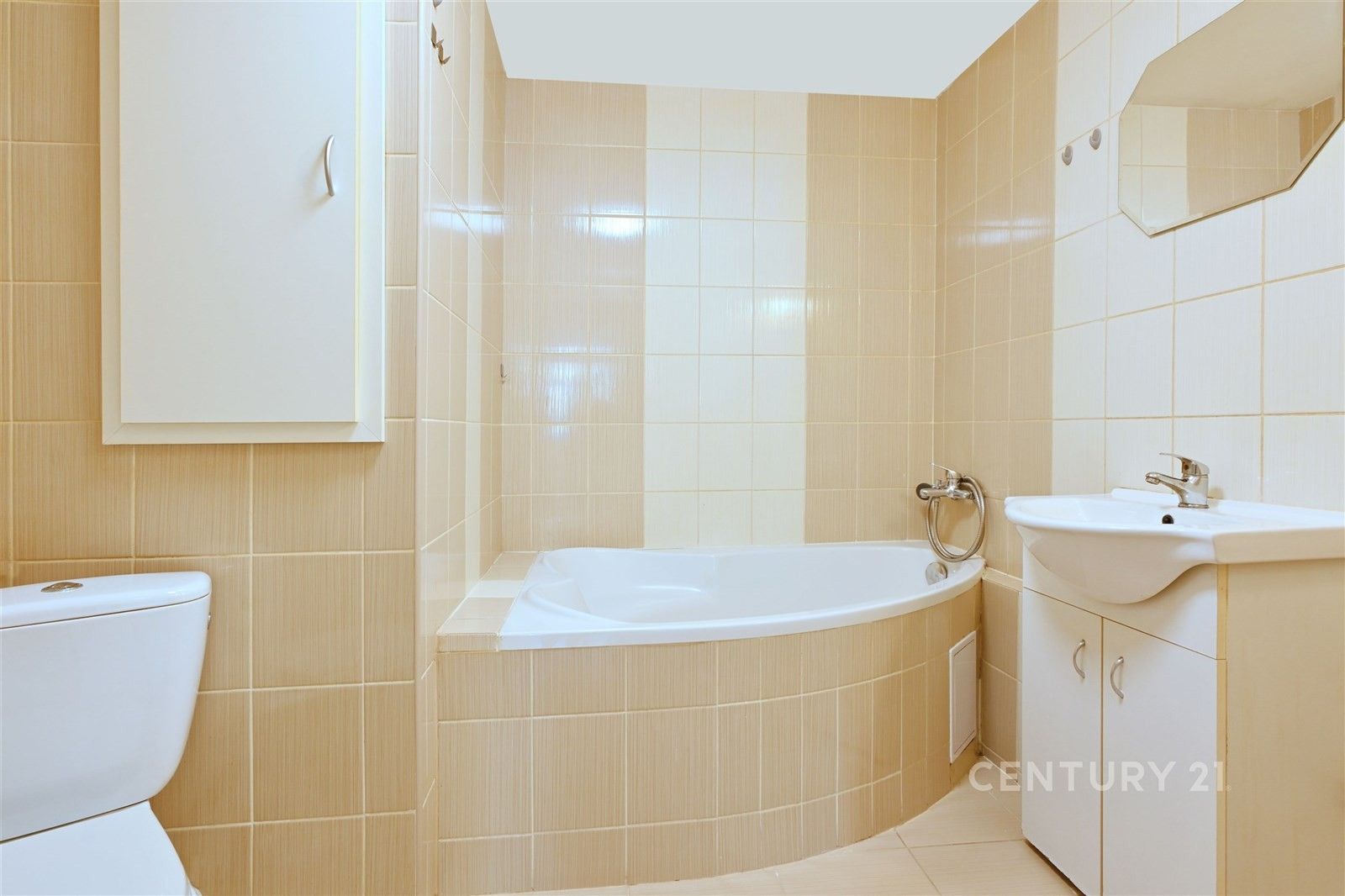 3+1, Česká, Most, 62 m²