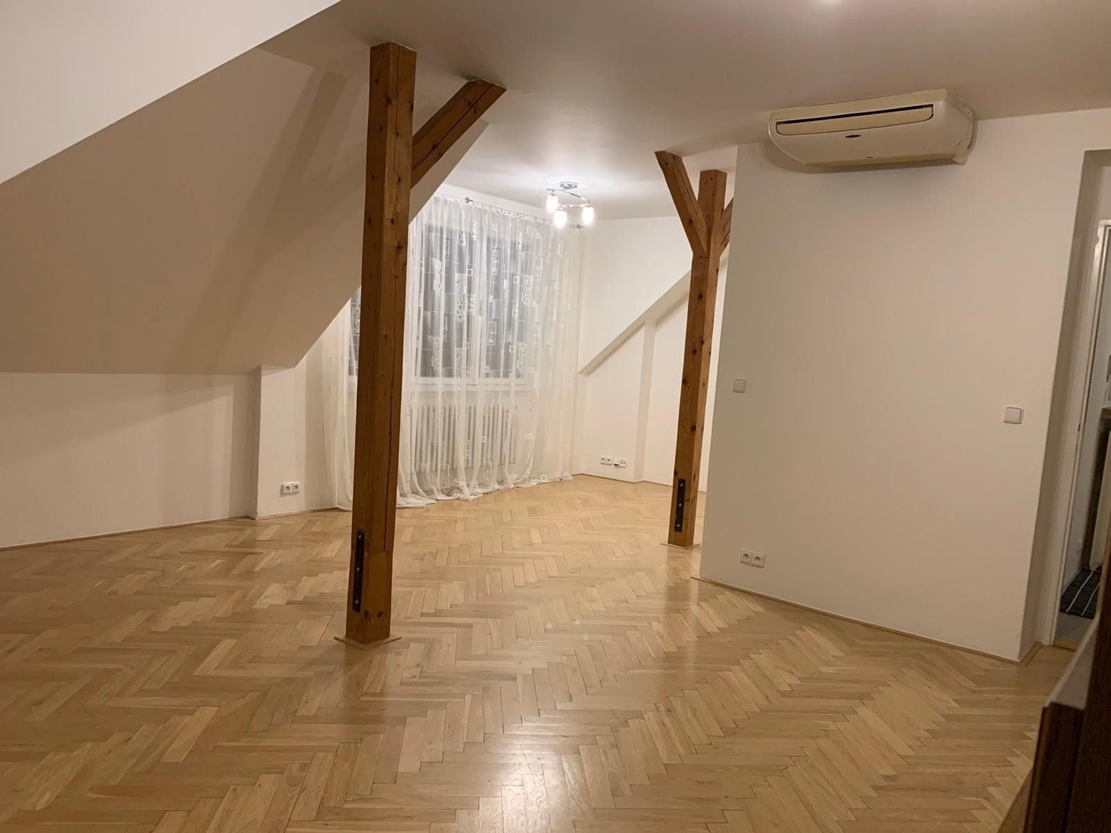 Byt 2+1, 99 m²