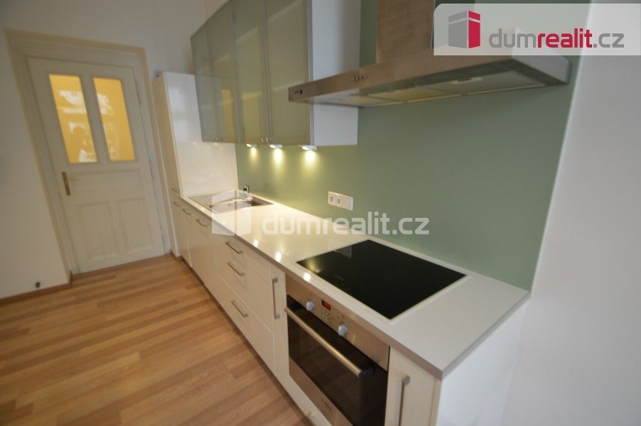 2+1, U Nikolajky, Praha, 68 m²