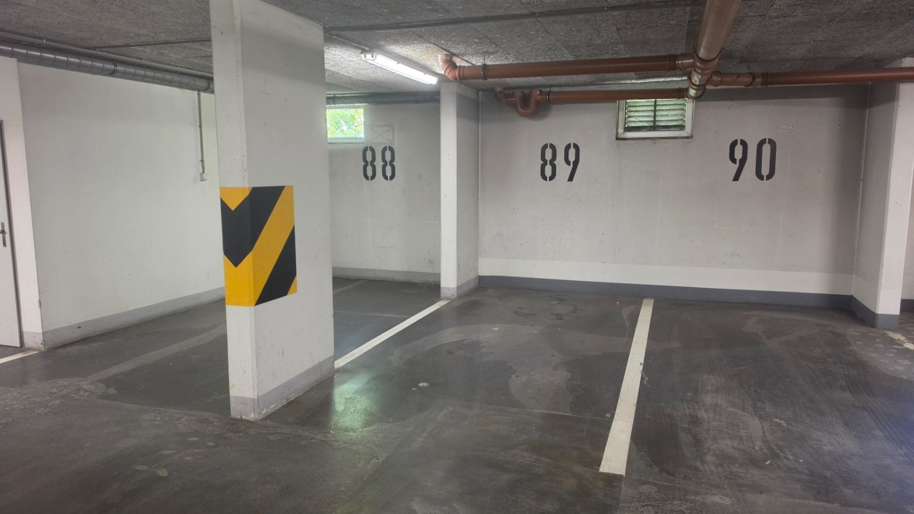 Garáže, Praha - Strašnice, 13 m² - 1