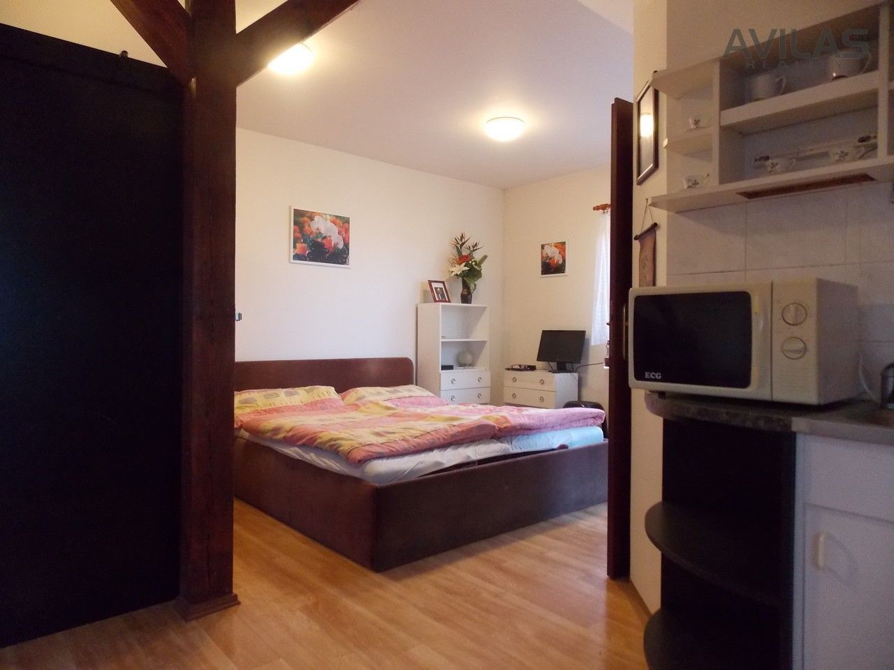 Restaurace, Pecerady, Týnec nad Sázavou, 500 m²