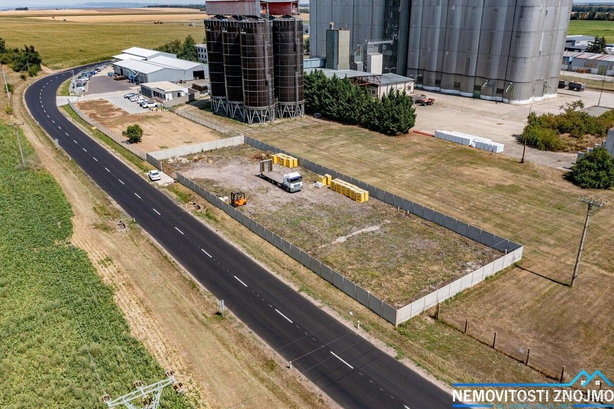 Pronájem pozemek pro bydlení - Hodonice, 671 25