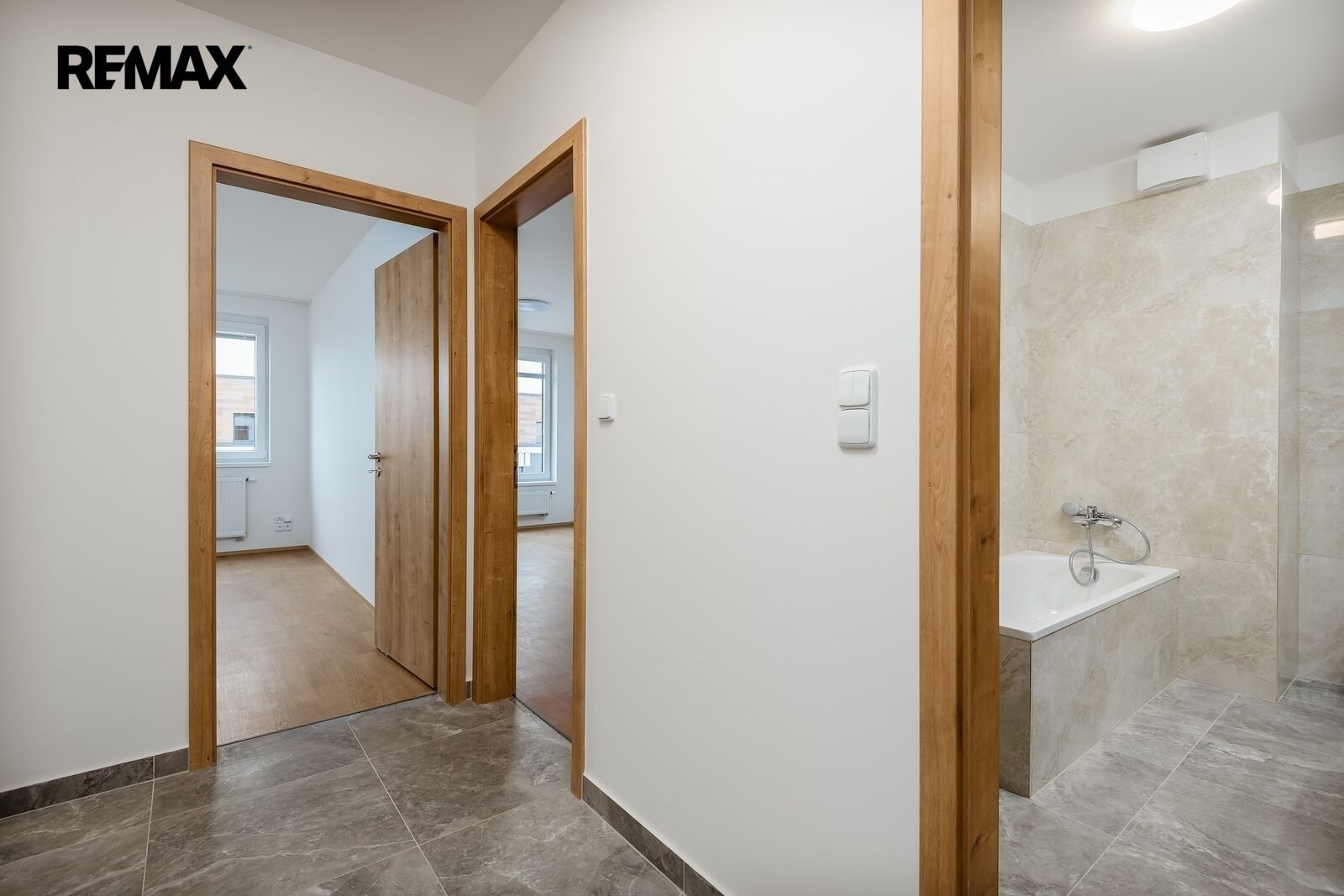 Byt 2+kk · 55 m² · Hugo Haase 1266, Praha Hlubočepy - 2