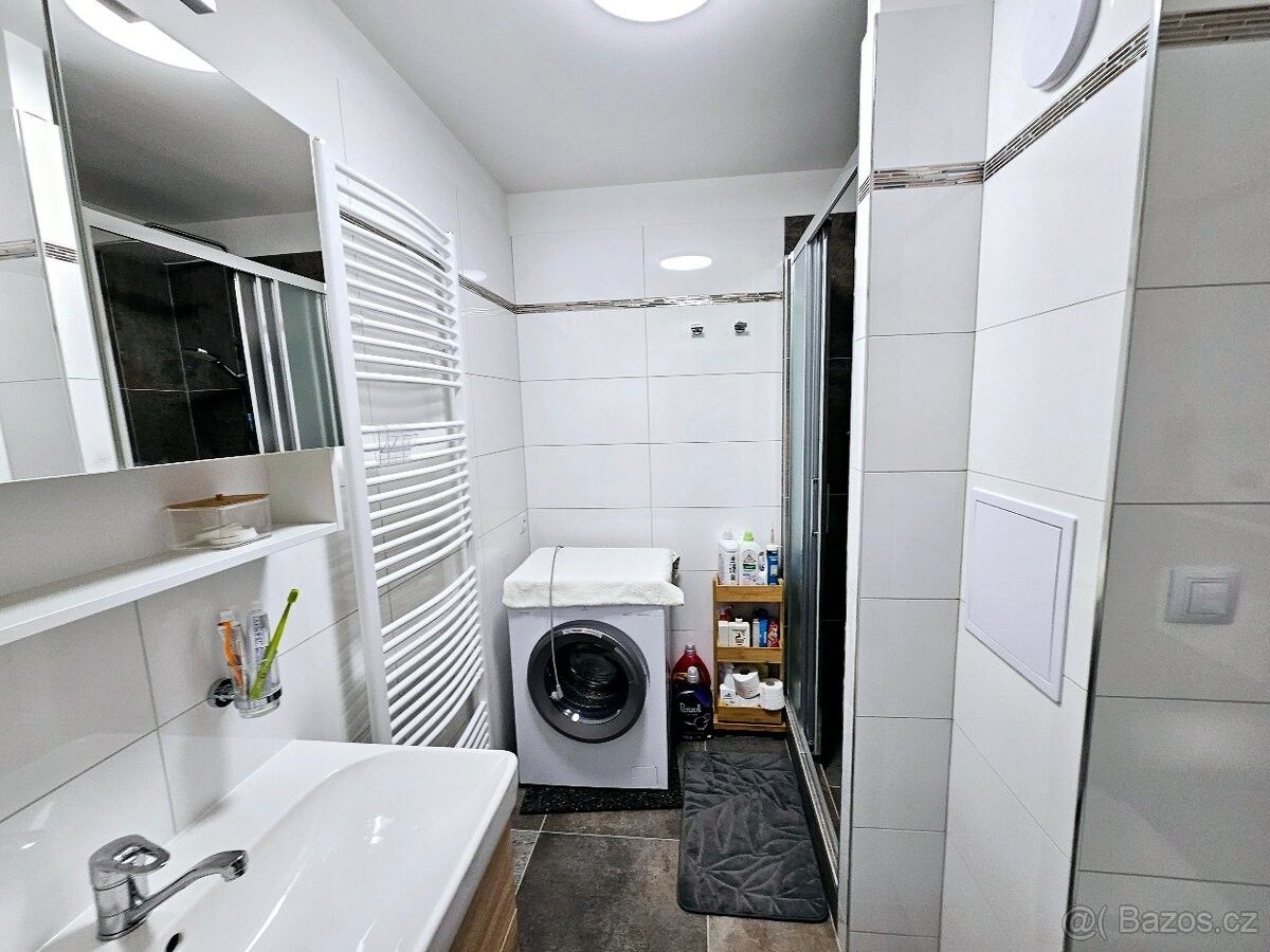 Pronájem byt - Náměšť nad Oslavou, 675 71