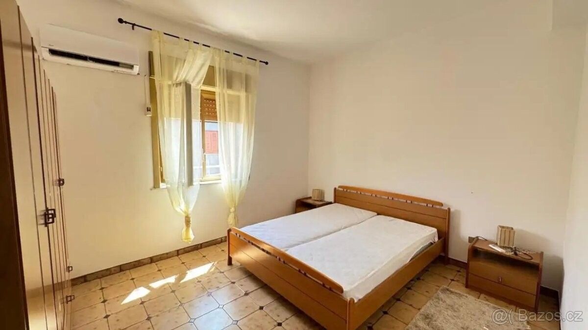 Prodej byt - 987 66, Zahraničí