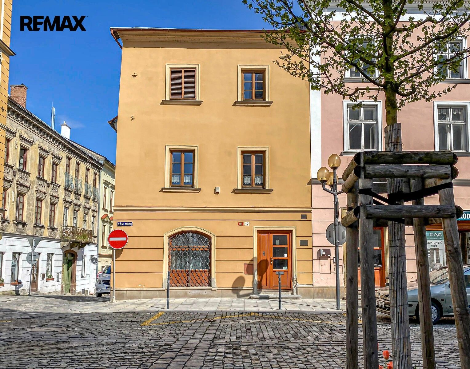 Kanceláře, nám. Míru 111, Šumperk, 220 m² - 1