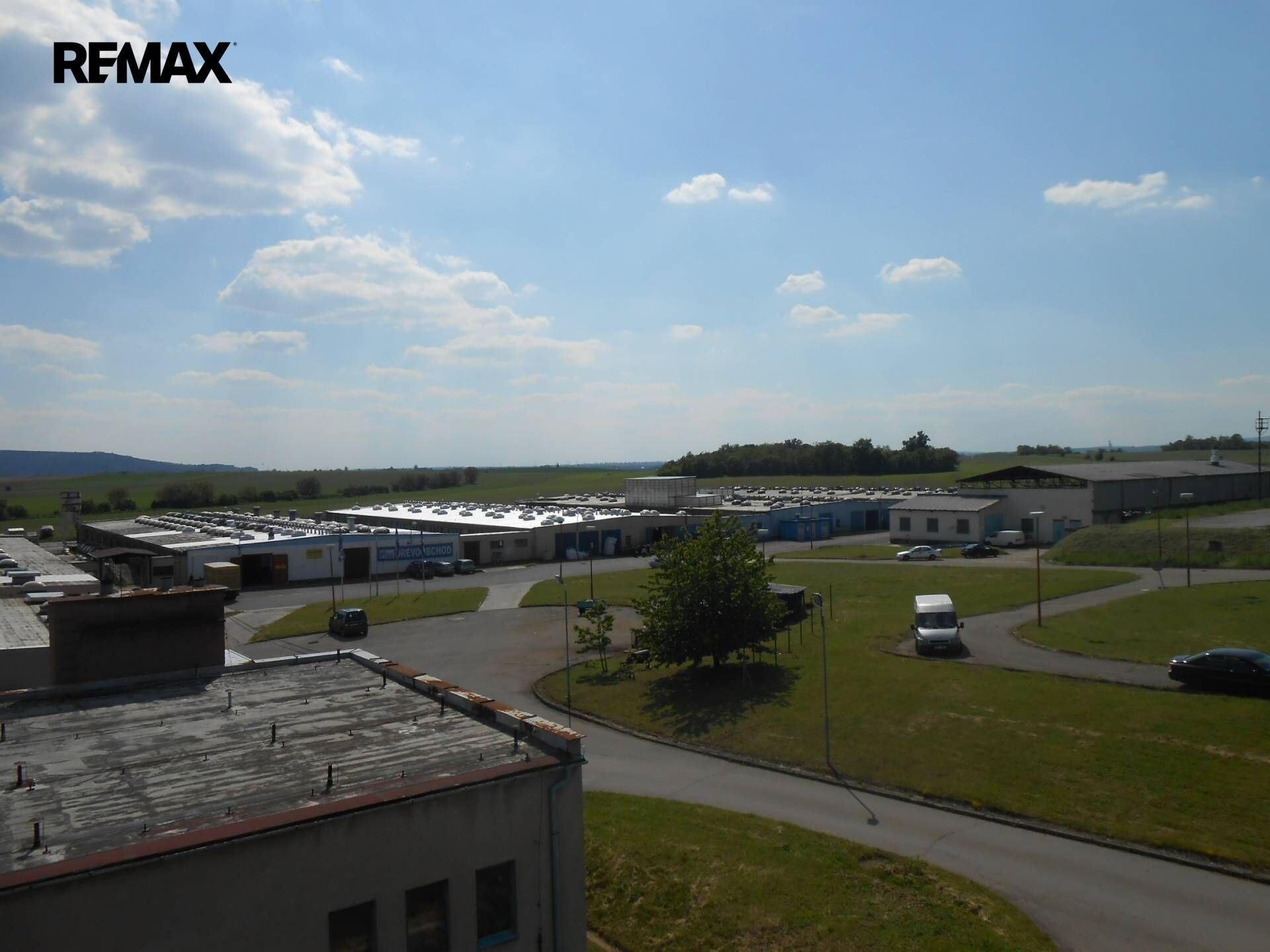 Výrobní prostory, Měnín, 1 030 m²