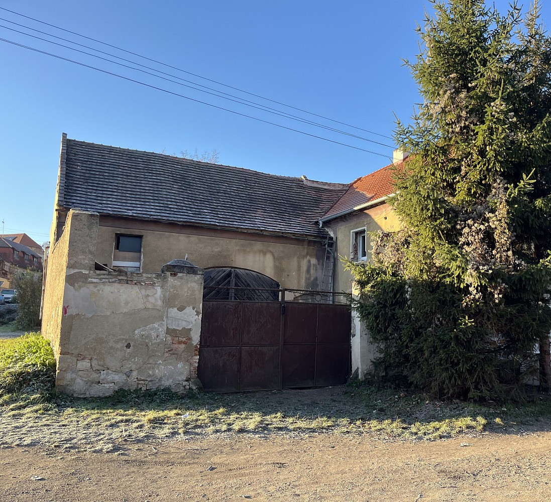 Rodinné domy, náměstí Pod Lipami, Zlonice, okres Kladno, 167 m² - 2