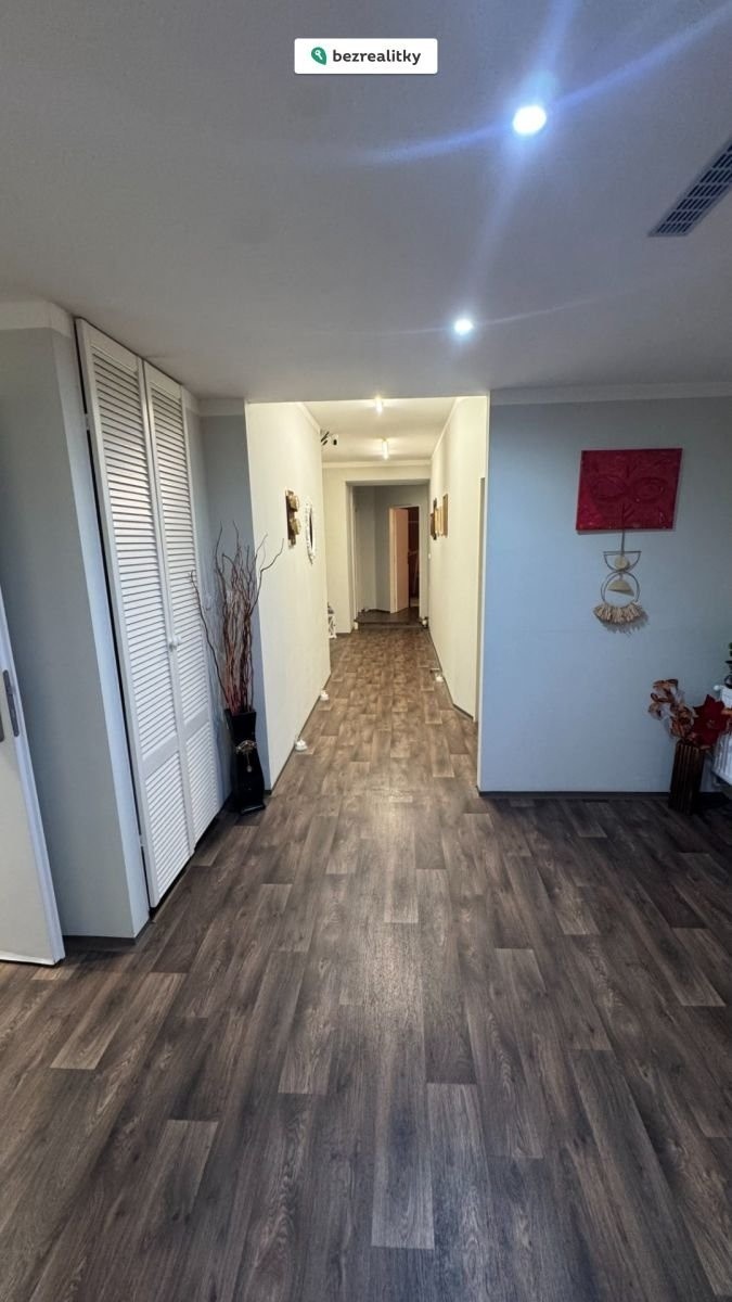Komerční nemovitost · 200 m² · Velehradská 1702, Praha Vinohrady - 4
