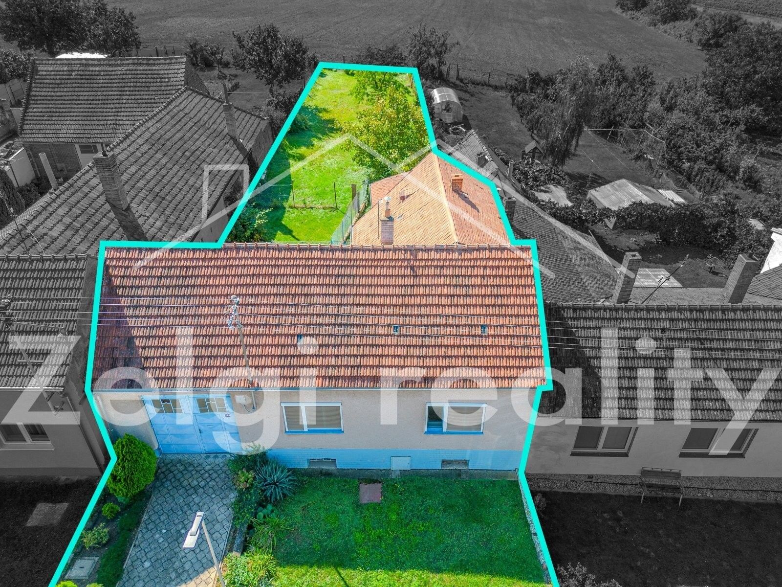 Rodinné domy, Starý Poddvorov, 300 m²