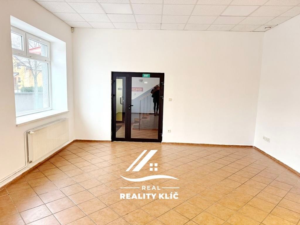 Pronájem obchodní prostory - Hlučín, 748 01