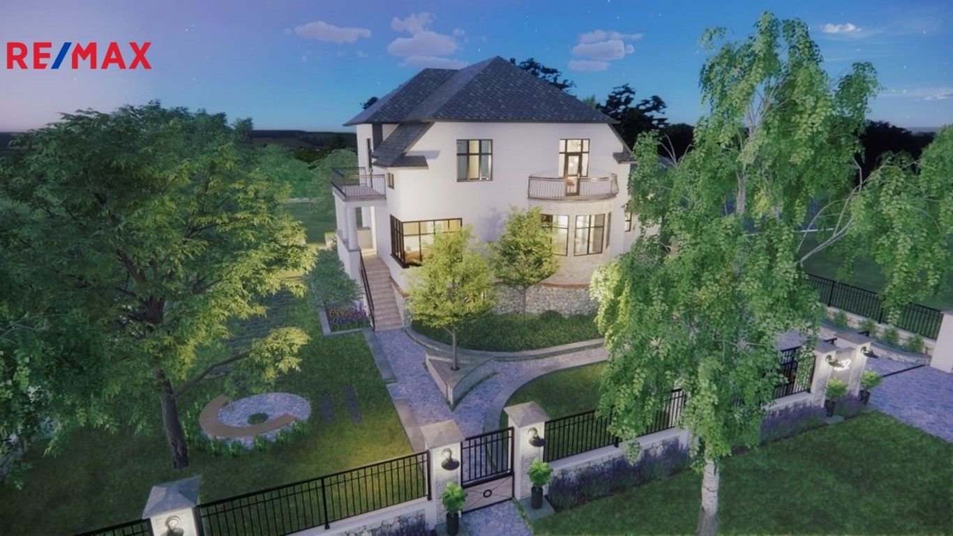 Prodej dům - Vlárská, Křenovice, 393 m²